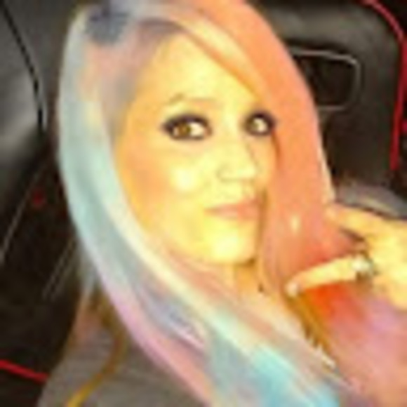 ozellajess7